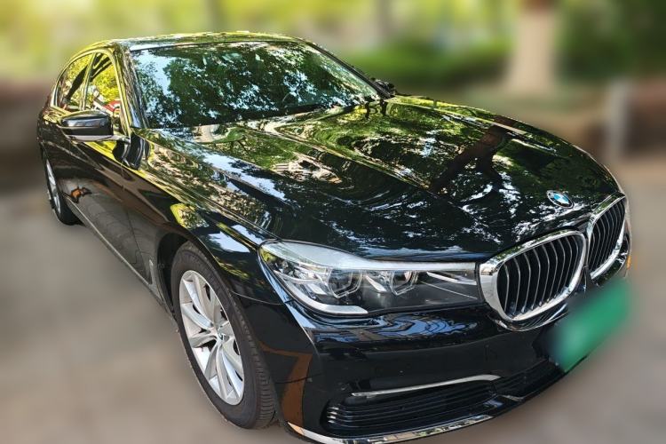 Used BMW 7 Series 2017 730Li Leading Model Front Right 45 Deg