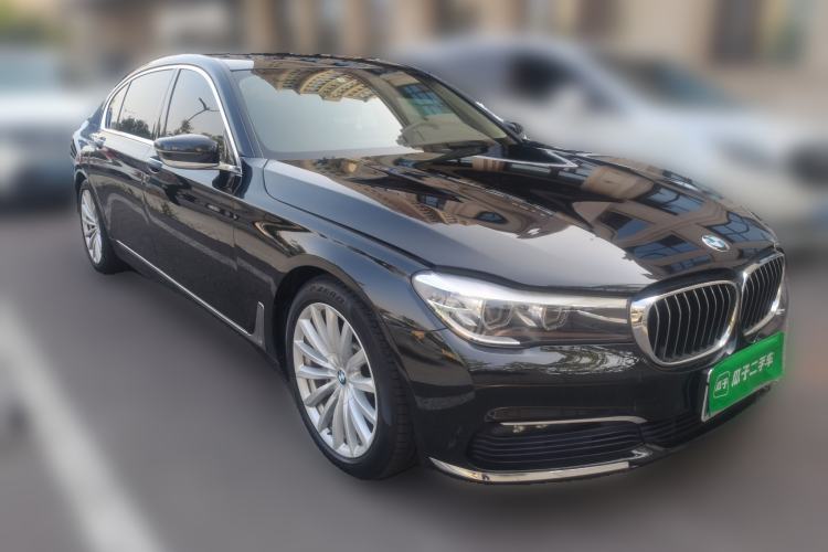 Used BMW 7 Series 2017 730Li Leading Model Front Right 45 Deg
