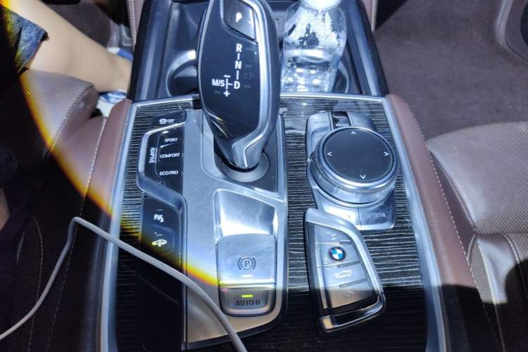 Used BMW 7 Series 2017 740Li Luxury Edition Gear Lever