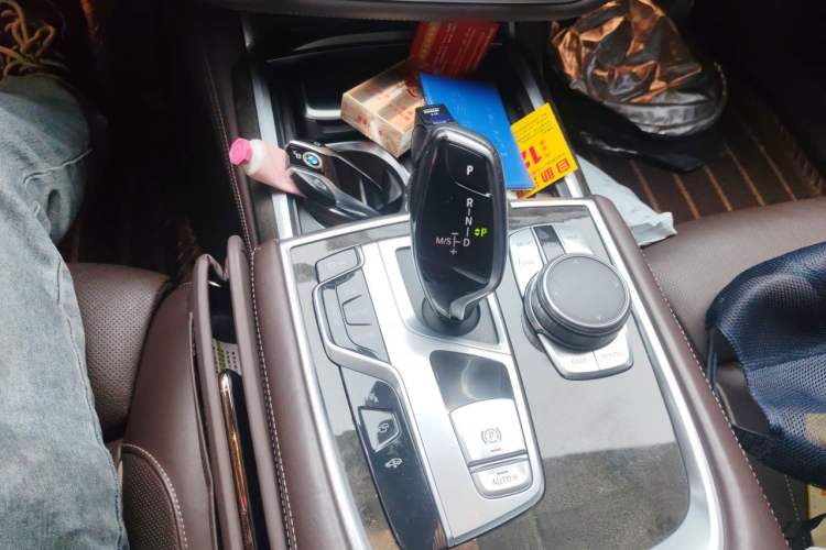 Used BMW 7 Series 2017 730Li Luxury Model Gear Lever