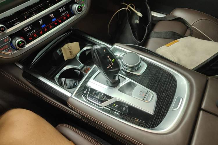 Used BMW 7 Series 2017 730Li Luxury Model Gear Lever
