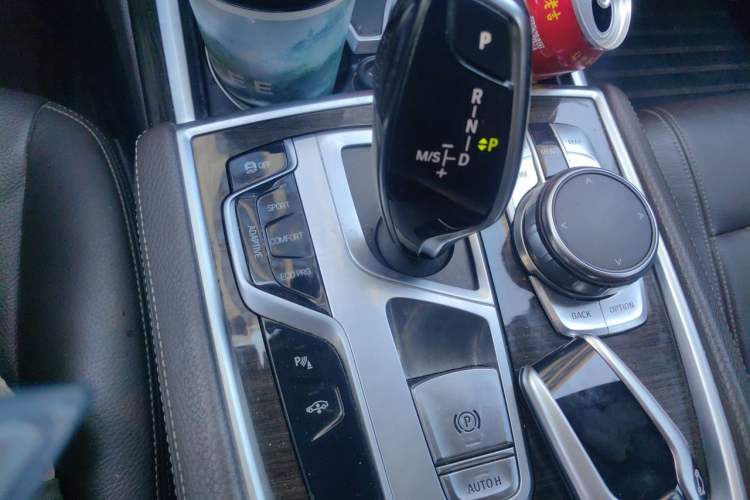 Used BMW 7 Series 2017 730Li Leading Model Gear Lever