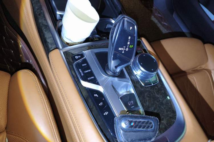 Used BMW 7 Series 2017 730Li Luxury Model Gear Lever