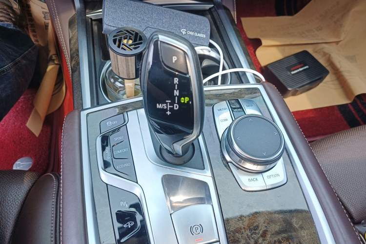 Used BMW 7 Series 2017 740Li Luxury Edition Gear Lever