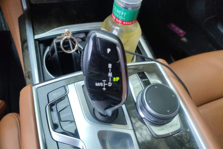 Used BMW 7 Series 2017 730Li Luxury Model Gear Lever