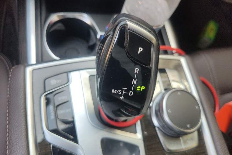 Used BMW 7 Series 2017 730Li Leading Model Gear Lever
