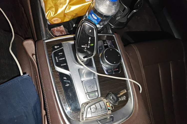 Used BMW 7 Series 2017 730Li Leading Model Gear Lever