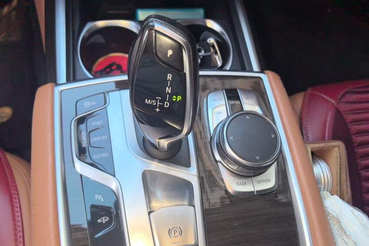 Used BMW 7 Series 2017 730Li Leading Model Gear Lever