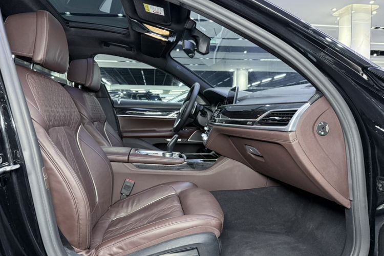 Used BMW 7 Series 2017 740Li Luxury Edition Interior 1