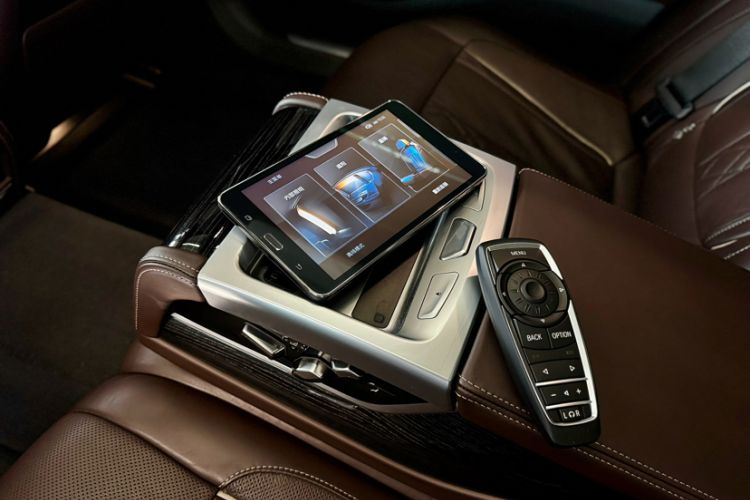 Used BMW 7 Series 2017 730Li Luxury Model Interior 12