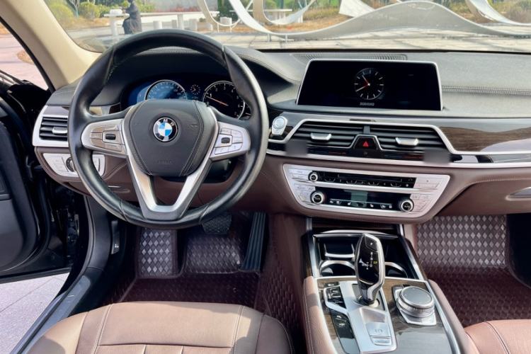 Used BMW 7 Series 2017 730Li Leading Model Interior 2