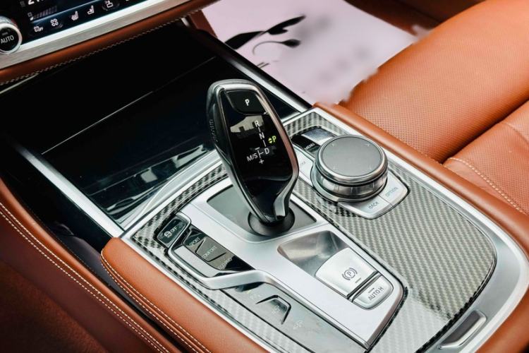 Used BMW 7 Series 2017 750Li xDrive Personalized Custom Edition Four-Seater Interior 2