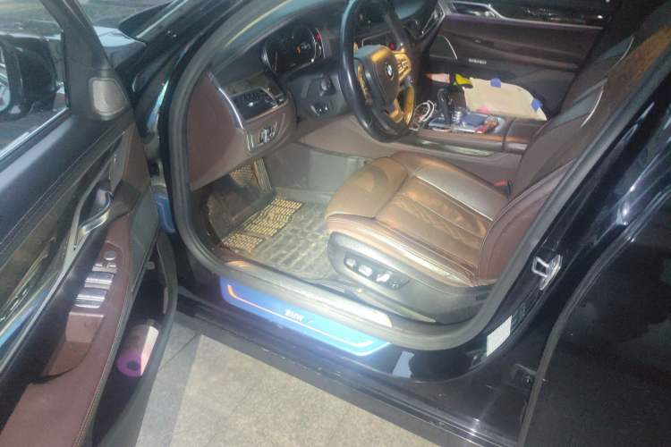 Used BMW 7 Series 2017 730Li Luxury Model Interior 3