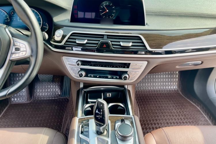Used BMW 7 Series 2017 730Li Leading Model Interior 3