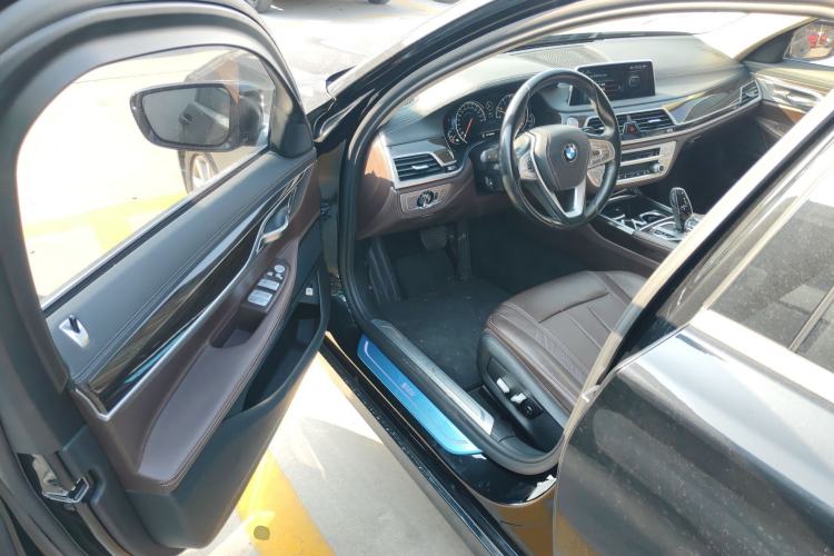 Used BMW 7 Series 2017 730Li Leading Model Interior 3