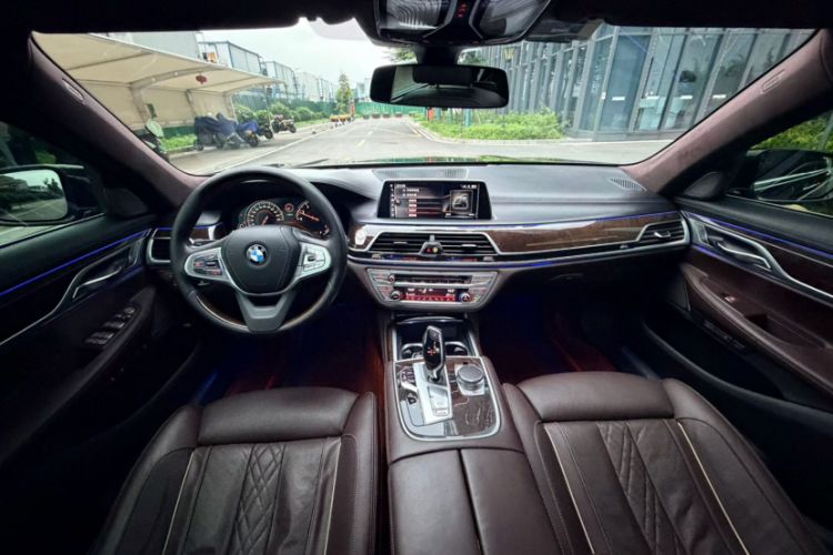 Used BMW 7 Series 2017 740Li xDrive Luxury Edition Interior 3