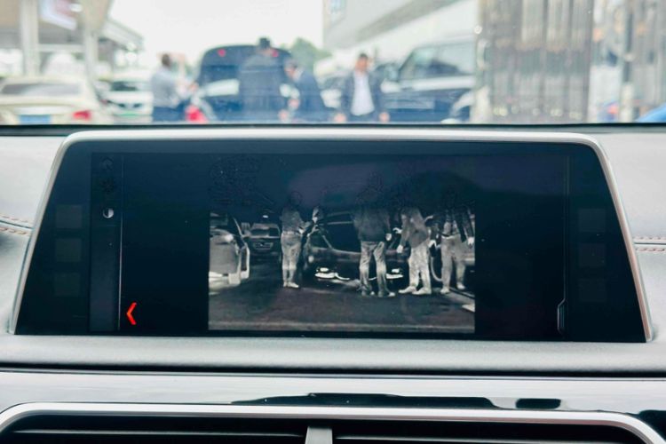 Used BMW 7 Series 2017 750Li xDrive Personalized Custom Edition Four-Seater Interior 4