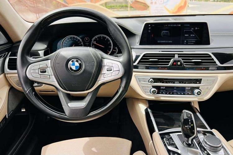 Used BMW 7 Series 2017 740Li xDrive Luxury Edition Interior 5