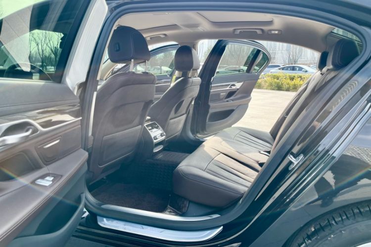 Used BMW 7 Series 2017 730Li Leading Model Interior 6