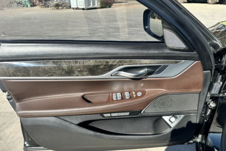 Used BMW 7 Series 2017 740Li Luxury Edition Interior 8