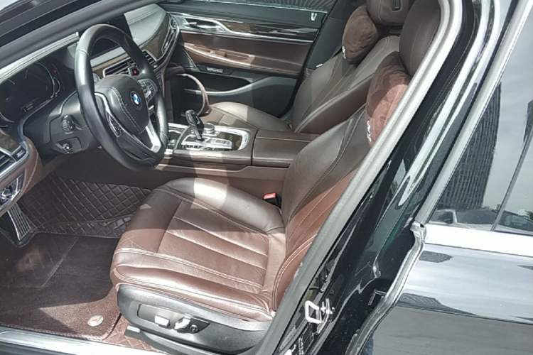 Used BMW 7 Series 2017 730Li Leading Model Left Front Seat