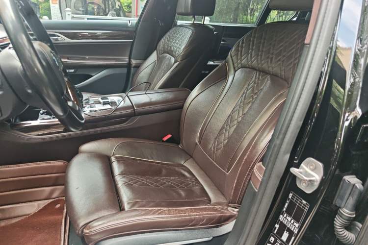 Used BMW 7 Series 2017 740Li xDrive Luxury Edition Left Front Seat