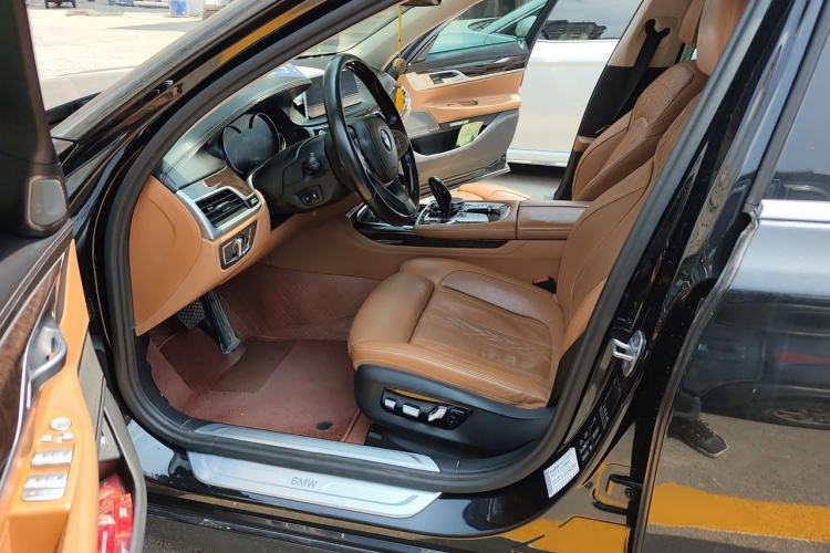 Used BMW 7 Series 2017 740Li xDrive Luxury Edition Left Front Seat