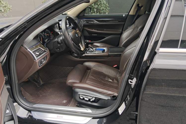 Used BMW 7 Series 2017 740Li Luxury Edition Left Front Seat