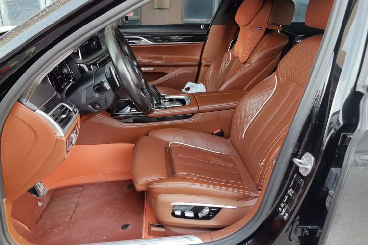 Used BMW 7 Series 2017 M760Li xDrive Left Front Seat