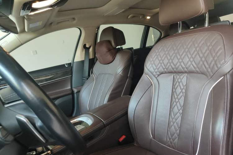 Used BMW 7 Series 2017 740Li Luxury Edition Left Front Seat
