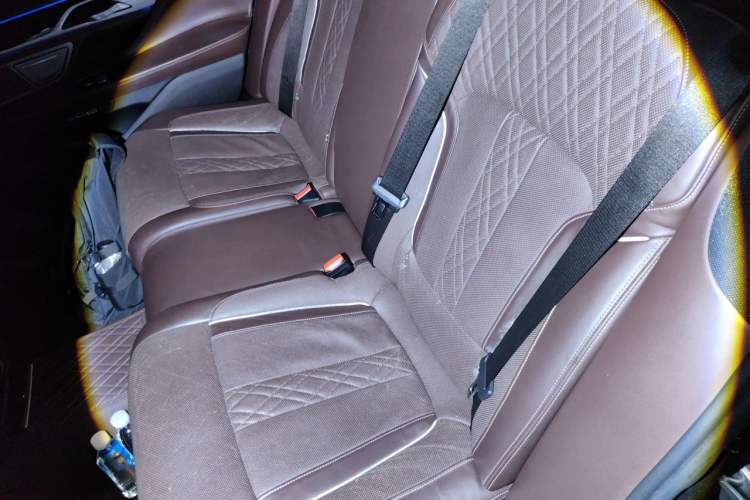 Used BMW 7 Series 2017 740Li Luxury Edition Left Rear Seat