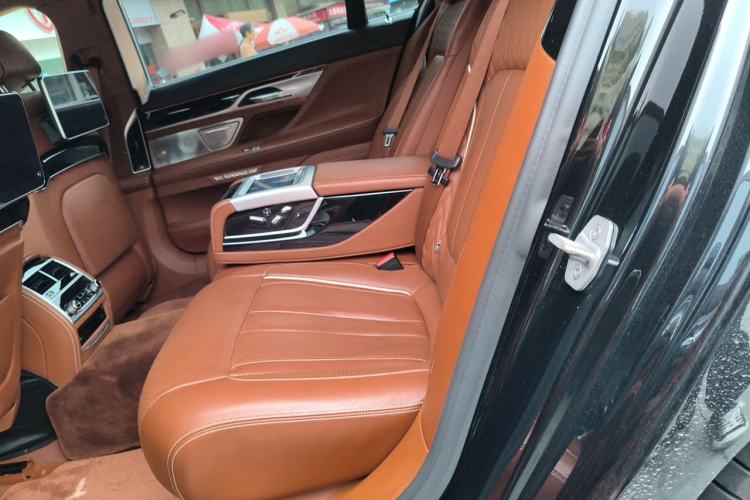 Used BMW 7 Series 2017 740Li xDrive Luxury Edition Left Rear Seat