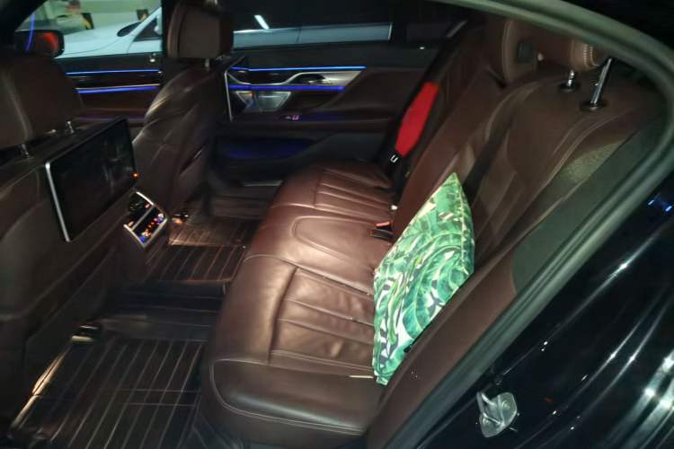 Used BMW 7 Series 2017 730Li Leading Model Left Rear Seat