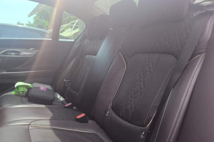 Used BMW 7 Series 2017 730Li Luxury Model Left Rear Seat