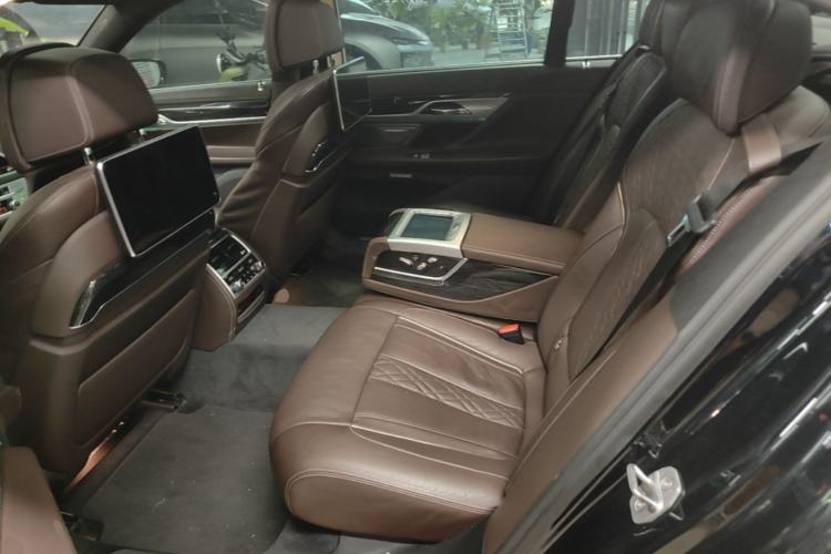 Used BMW 7 Series 2017 730Li Luxury Model Left Rear Seat