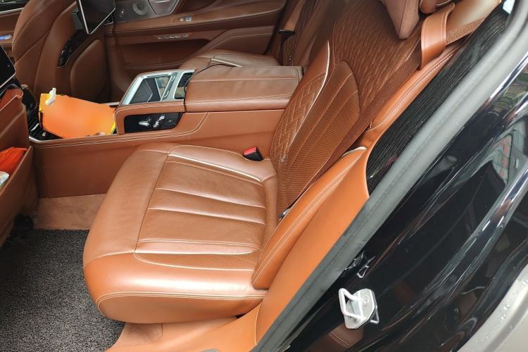 Used BMW 7 Series 2017 M760Li xDrive Left Rear Seat