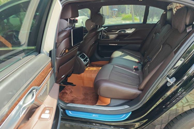 Used BMW 7 Series 2017 740Li xDrive Personalized Custom Edition Left Rear Seat