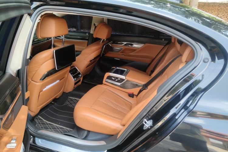 Used BMW 7 Series 2017 730Li Luxury Model Left Rear Seat