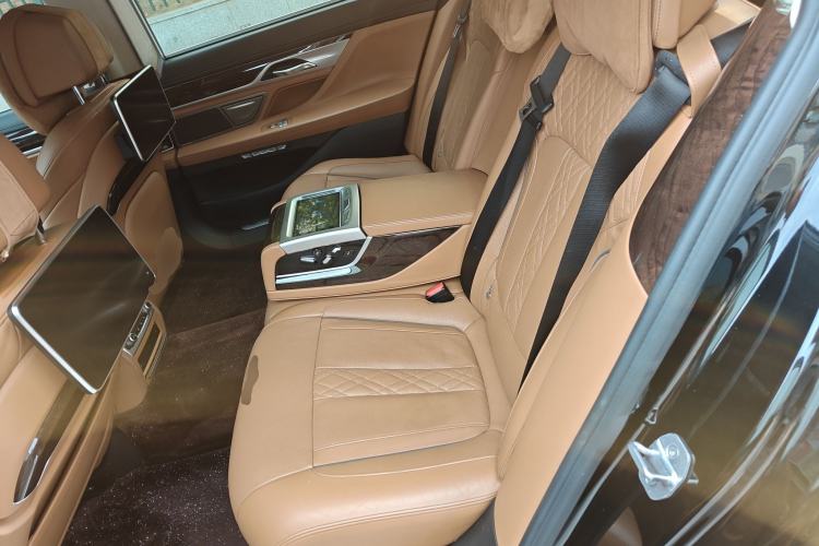 Used BMW 7 Series 2017 740Li xDrive Luxury Edition Left Rear Seat