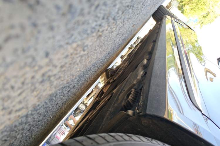 Used BMW 7 Series 2017 730Li Leading Model Left Side Sill