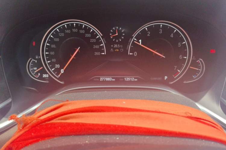 Used BMW 7 Series 2017 730Li Luxury Model Odometer Close Up