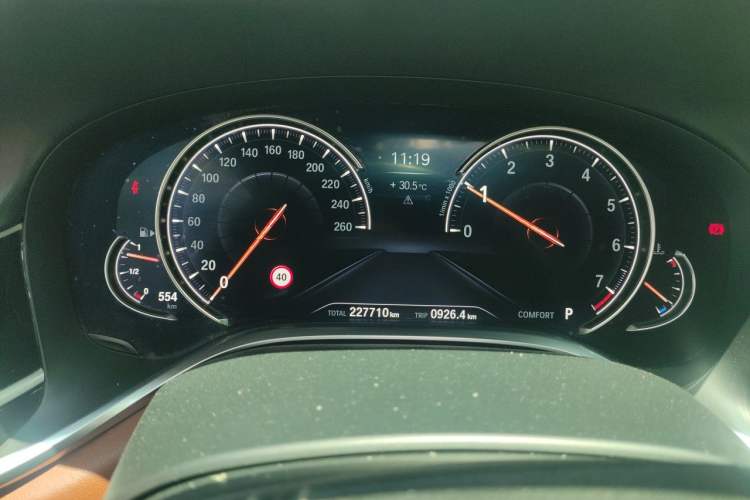 Used BMW 7 Series 2017 740Li xDrive Luxury Edition Odometer Close Up