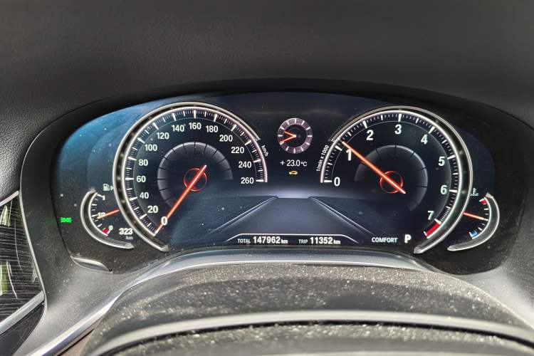 Used BMW 7 Series 2017 730Li Leading Model Odometer Close Up