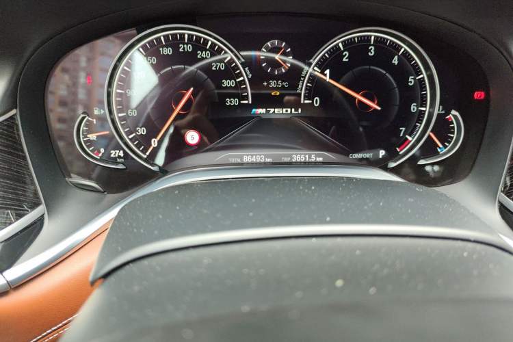 Used BMW 7 Series 2017 M760Li xDrive Odometer Close Up