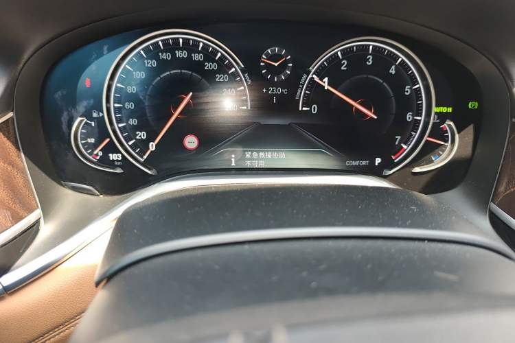 Used BMW 7 Series 2017 740Li xDrive Luxury Edition Odometer Close Up