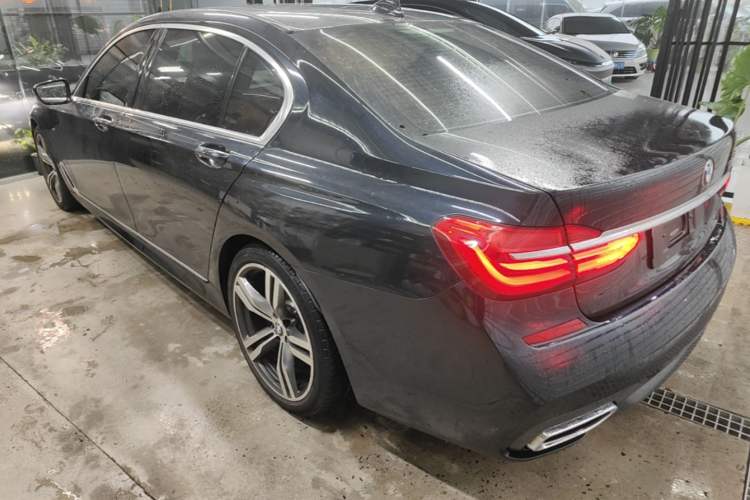 Used BMW 7 Series 2017 730Li Luxury Model Rear Left 45 Deg