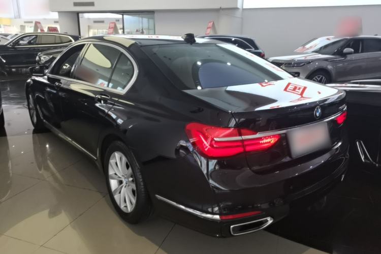 Used BMW 7 Series 2017 730Li Leading Model Rear Left 45 Deg