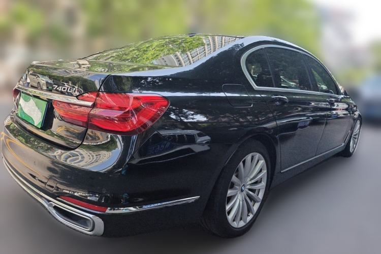 Used BMW 7 Series 2017 740Li Luxury Edition Rear Right 45 Deg