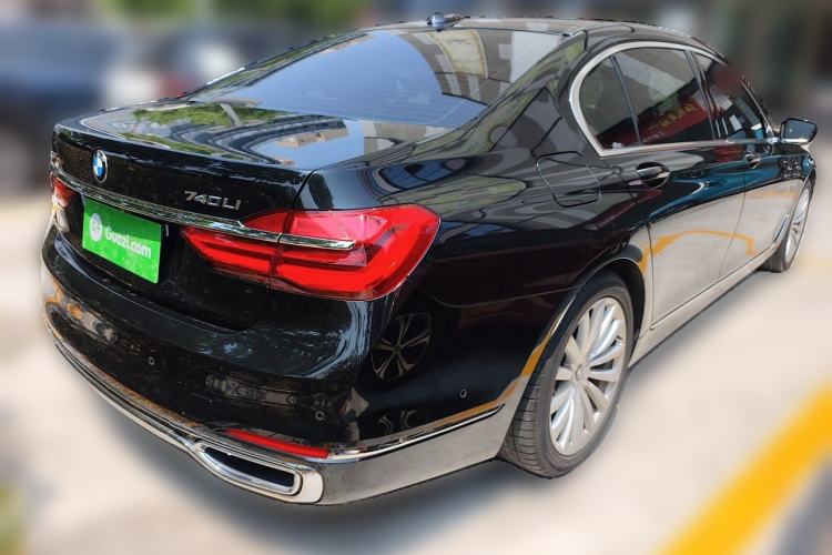 Used BMW 7 Series 2017 740Li xDrive Luxury Edition Rear Right 45 Deg