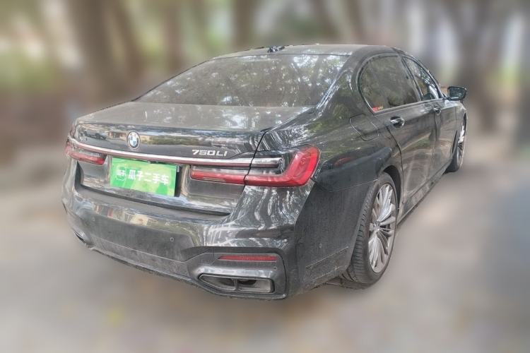 Used BMW 7 Series 2017 740Li xDrive Luxury Edition Rear Right 45 Deg